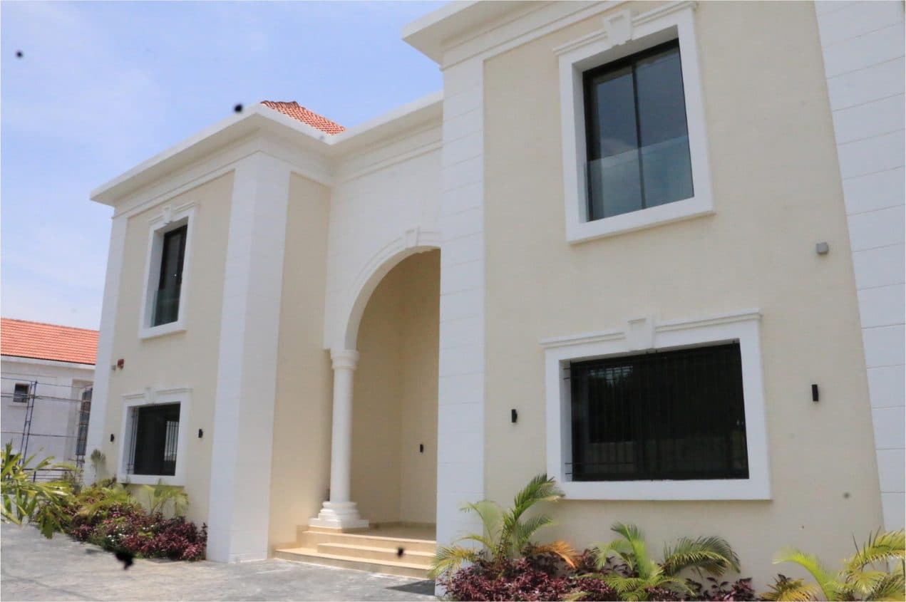 Cream villa with arched entrance